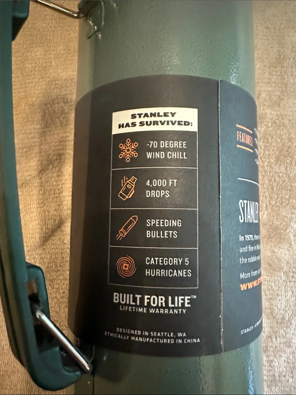 Stanley Classic Bottle Vacuum Flask - Forest Green with Stainless Cap